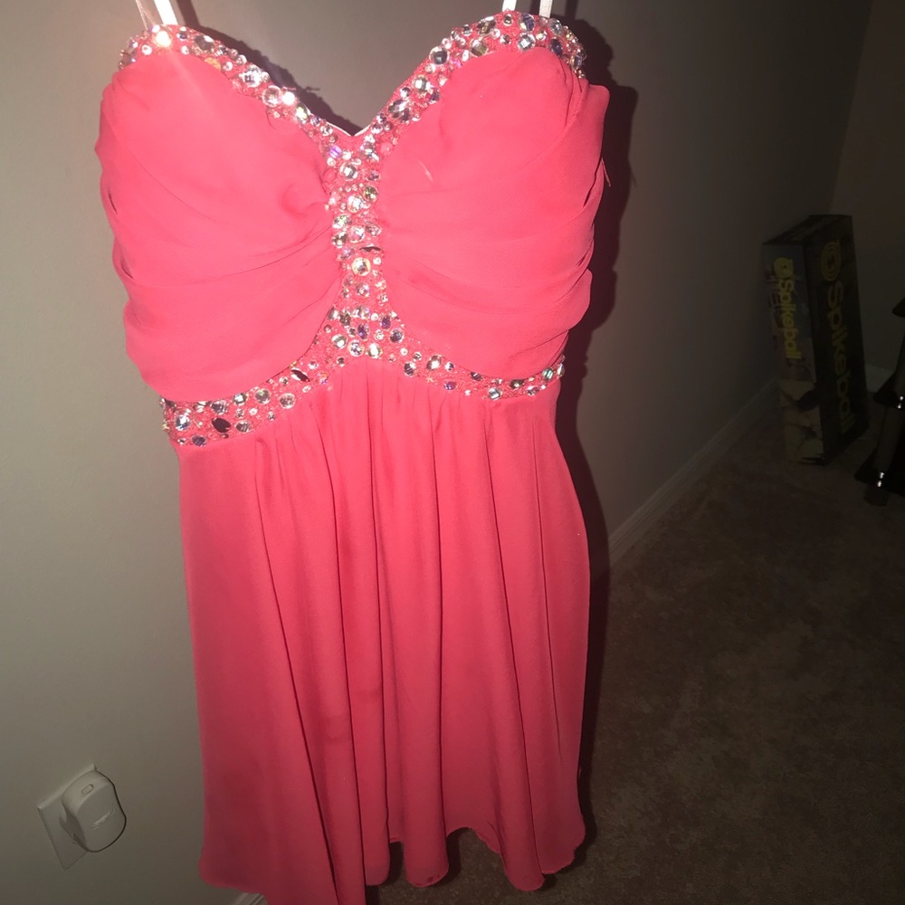 strapless formal dress